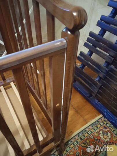 Детская кроватка