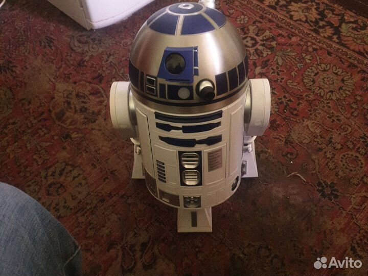 Робот д2р2