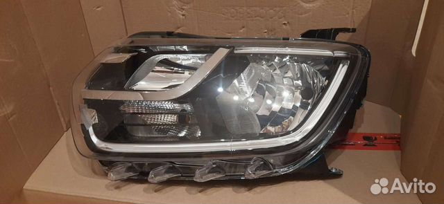 Блок фара левая Renault Duster