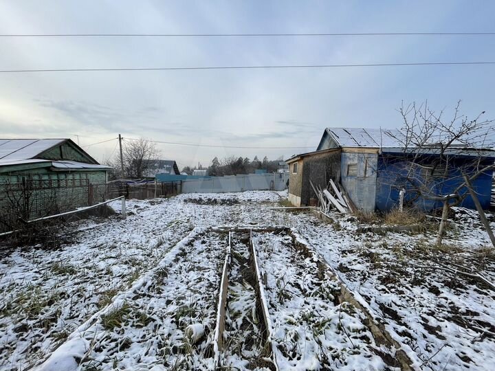 Дача 10 м² на участке 3 сот.