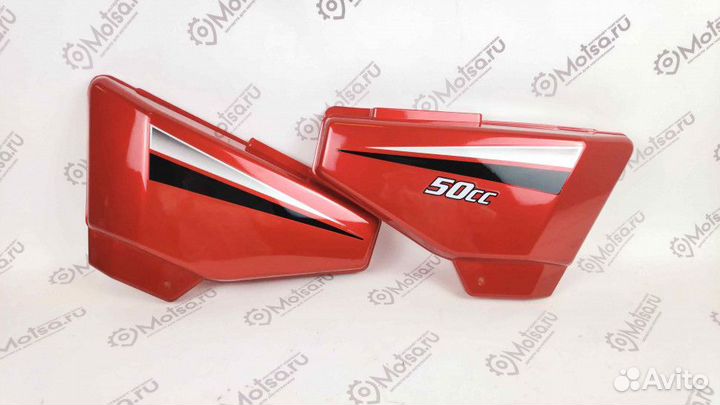 Облицовка боковая (крышка бардачка) Alpha красная