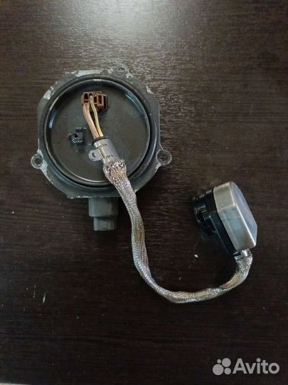 Блок розжига ксенона Mazda / Subaru