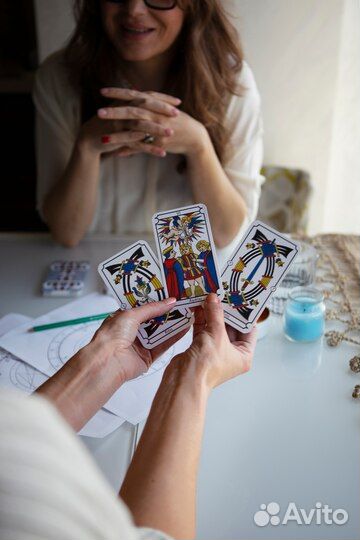 Гадалка Ясновидящая Приворот Таро Гадание