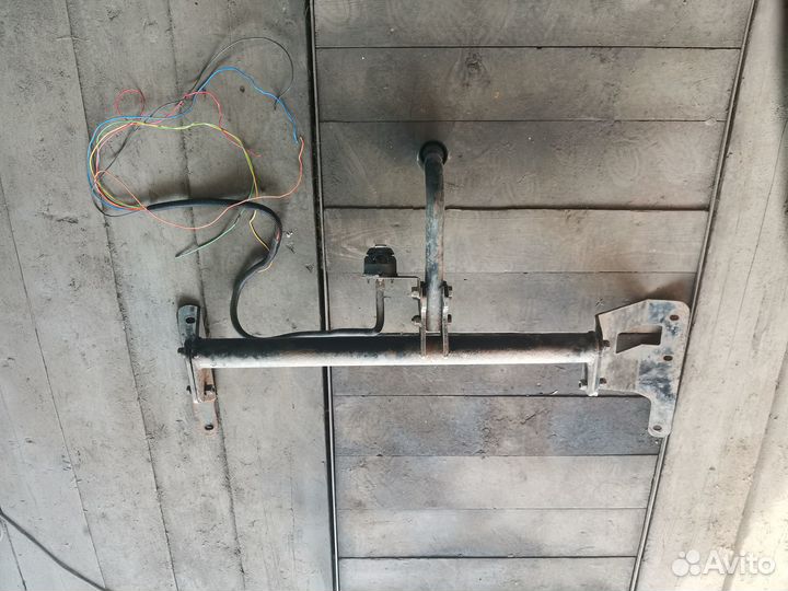 Фаркоп (тсу) для Renault Duster