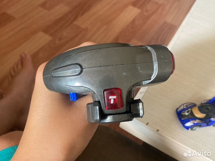 Машинка на пульте управления для ребенка