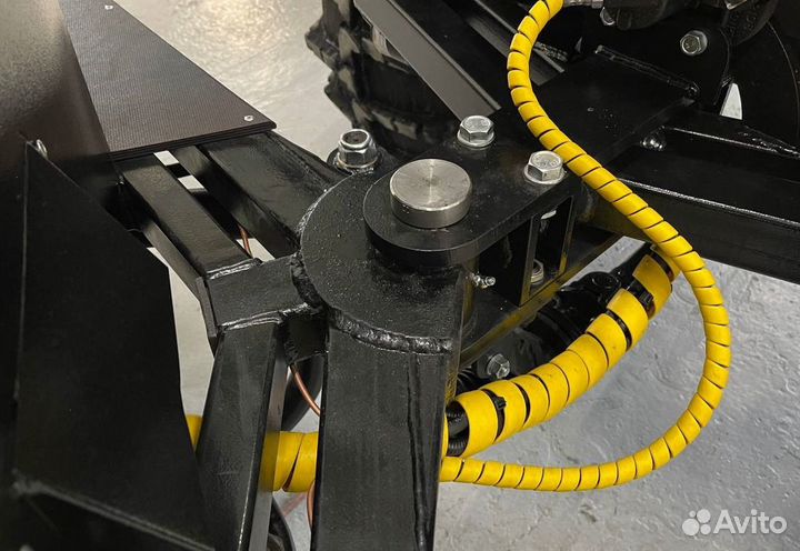 Вездеход переломка Ермак (Снегоболотоход)