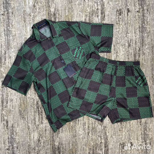 Костюм Louis Vuitton