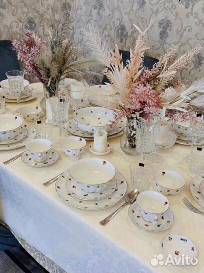 Набор столовой посуды