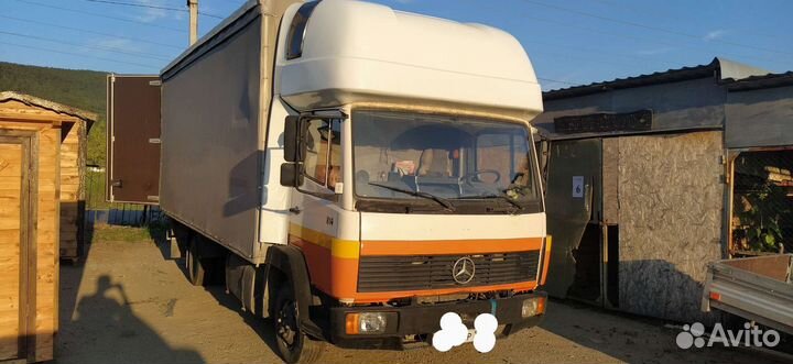 Mercedes-Benz 814, 1995