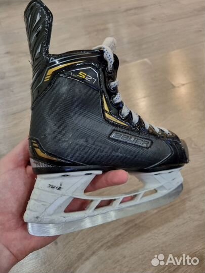 Хоккейные коньки Bauer