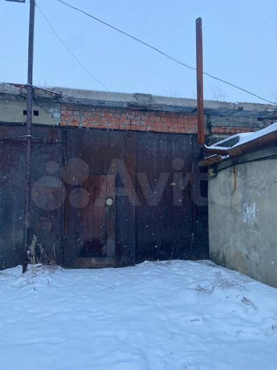 Гараж, > 30 м²