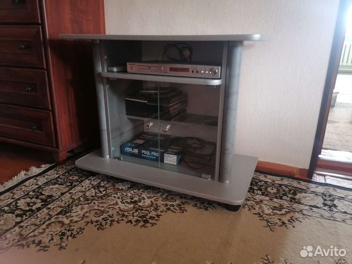 Тумба под телевизор