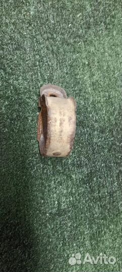 Хомут глушителя Audi Q7 2005