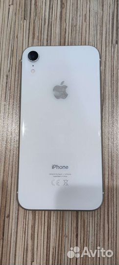 Телефон iPhone xr