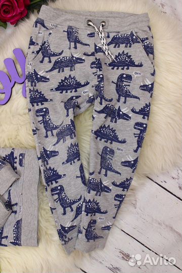 Костюм на мальчика 4-5 лет