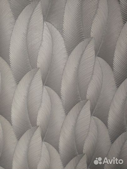 Остатки обоев после ремонта