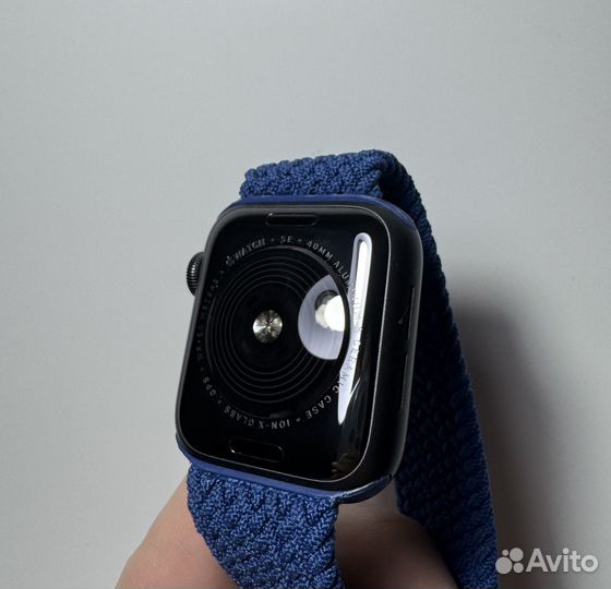 Apple Watch SE 40 mm АКБ 100%