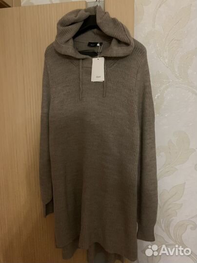 Джемпер женский с капюшоном бренда Zizi (Дания)