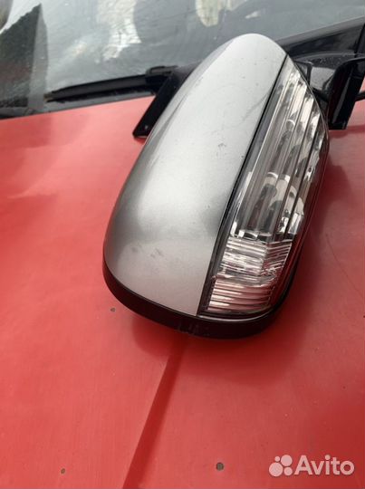 Subaru tribeca зеркало правое