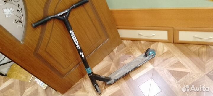 Трюковой самокат