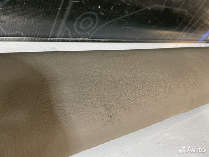 Обшивка крышки багажника Chevrolet Trailblazer