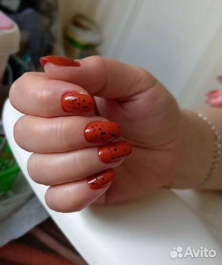 Маникюр, смарт-педикюр 909кв