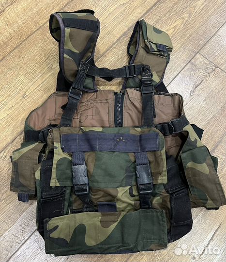 Разгрузочный жилет