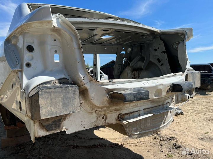 Задняя рамка кузова Renault Logan 2 2016