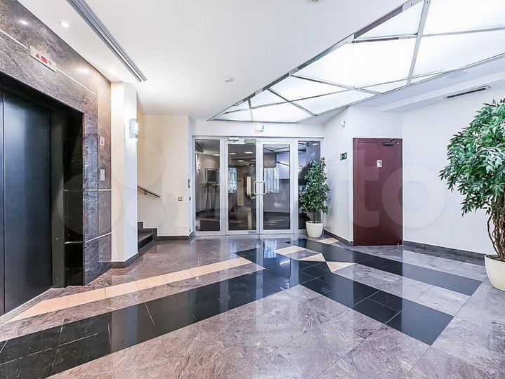 Аренда здания 1225 м2 м. Бауманская в цао