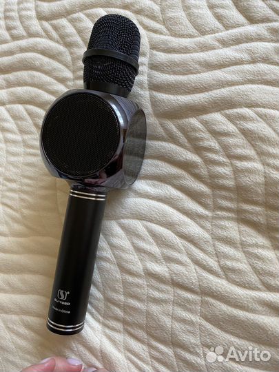 Беспроводной караоке микрофон