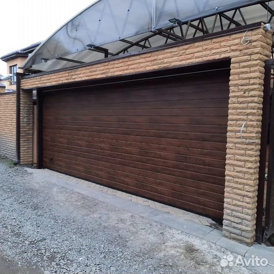 Секционные ворота