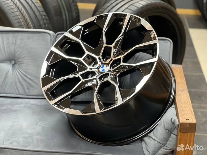 Комплект дисков R20 BMW Х5 913М стиль разноширокие