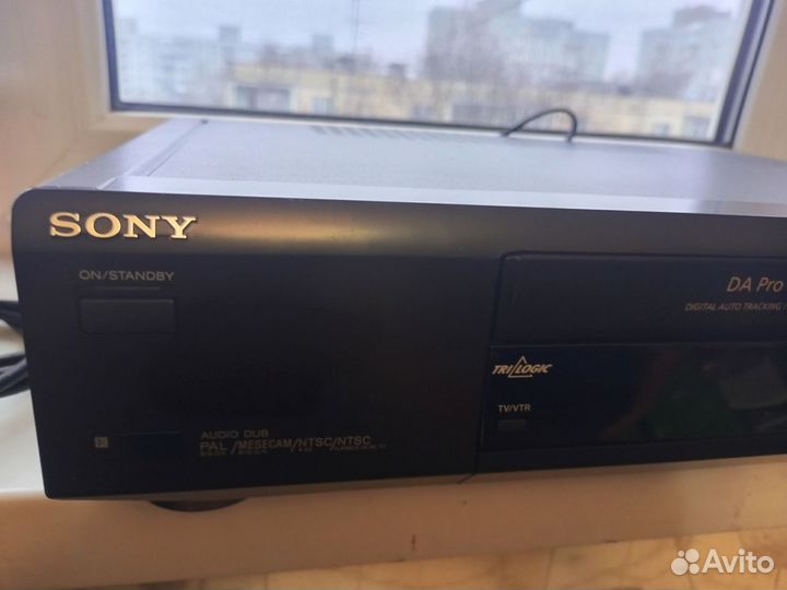 Видеомагнитофон sony slv- E570 EE