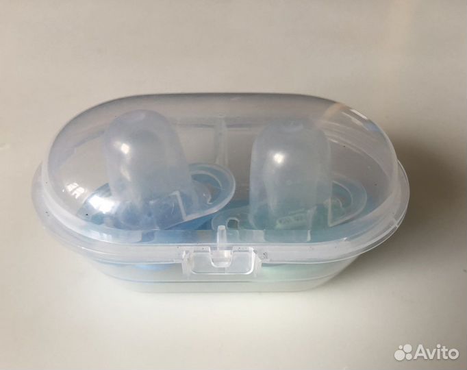 Пустышки Philips Avent 0-6 мес. с футляром, б/у