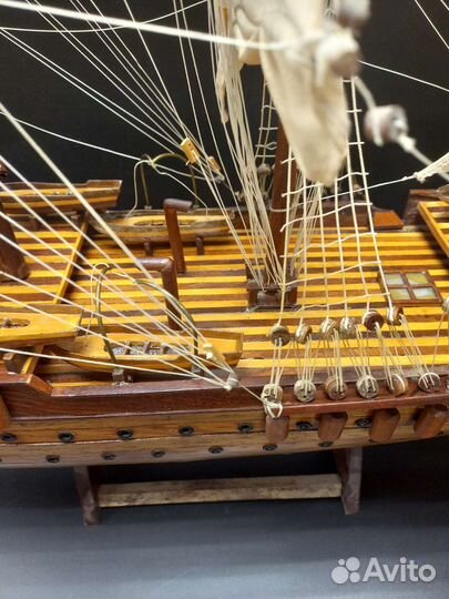 Модель парусной яхты. 101х 68 см