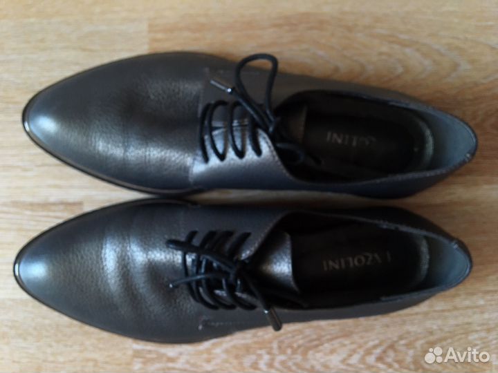 Туфли,кроссовкина 38 р