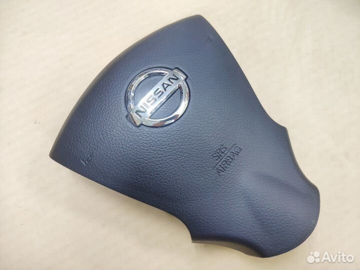 Заглушка руля Nissan Serena