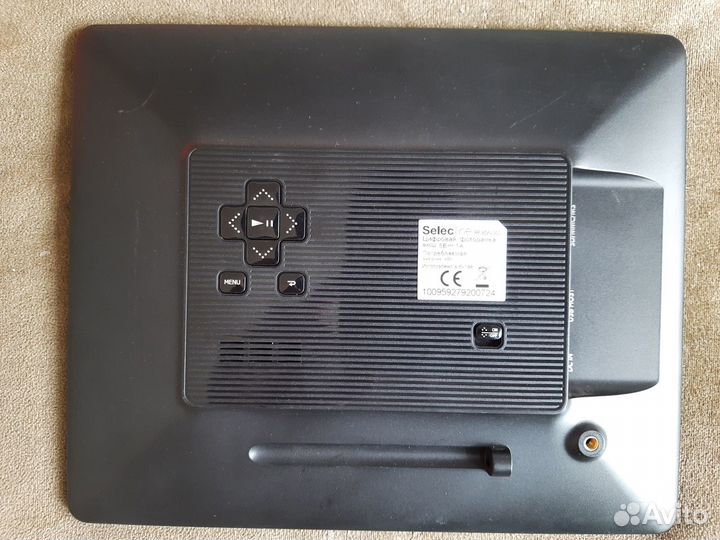 Цифровая фоторамка selecLine pf-8dn-302