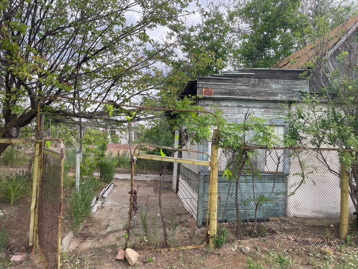 Дача 10 м² на участке 6 сот.