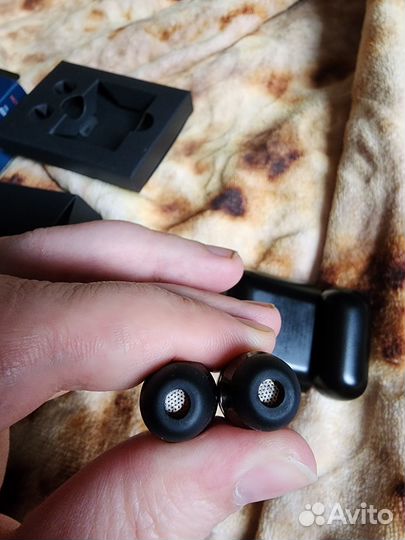 Беспроводные наушники Moto buds 120