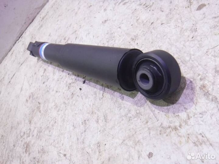 Амортизатор задний Лексус