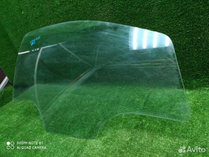 Стекло двери переднее правое Chevrolet Aveo T300