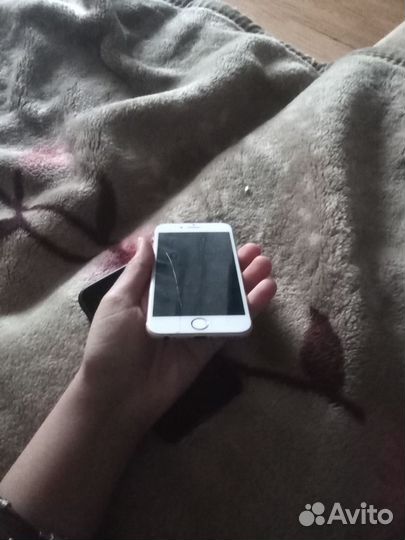 iPhone 6S, 32 ГБ