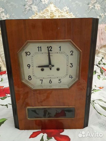 Часы настенные