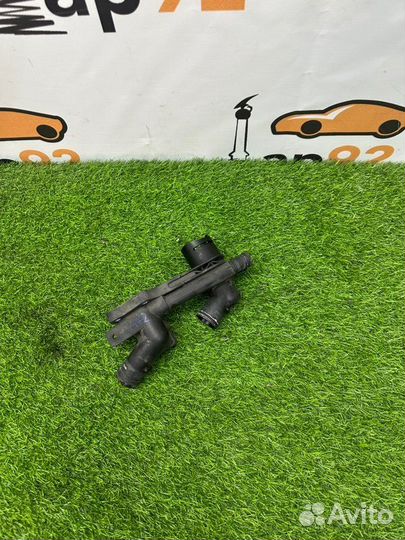 Корпус термостата Volkswagen Golf MK6 cbzb пробег