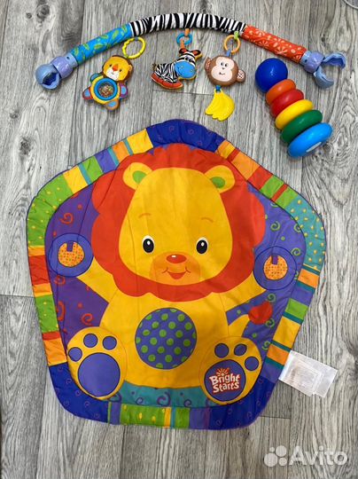 Набор развивающих игрушек:коврик, дуга и пирамидка