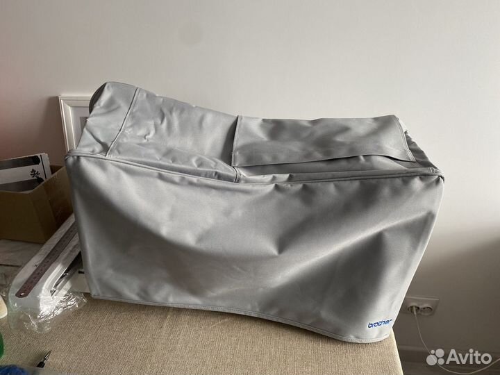 Швейновышевальная машина Brother Innov-is 1e