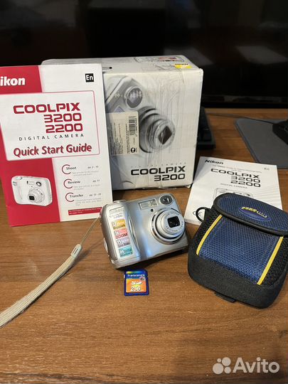 Цифровая мыльница Nikon