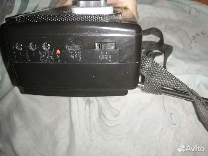 Продам радиоприёмник sven