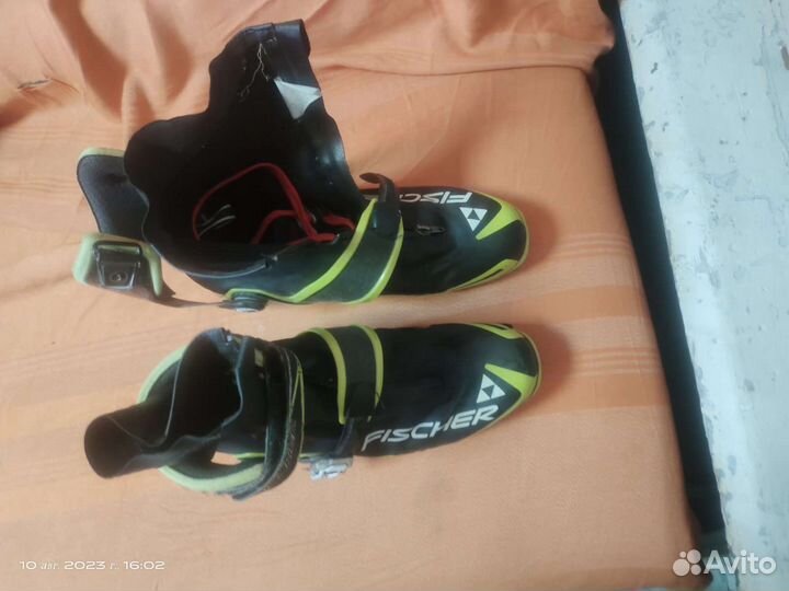 Горнолыжные ботинки 42